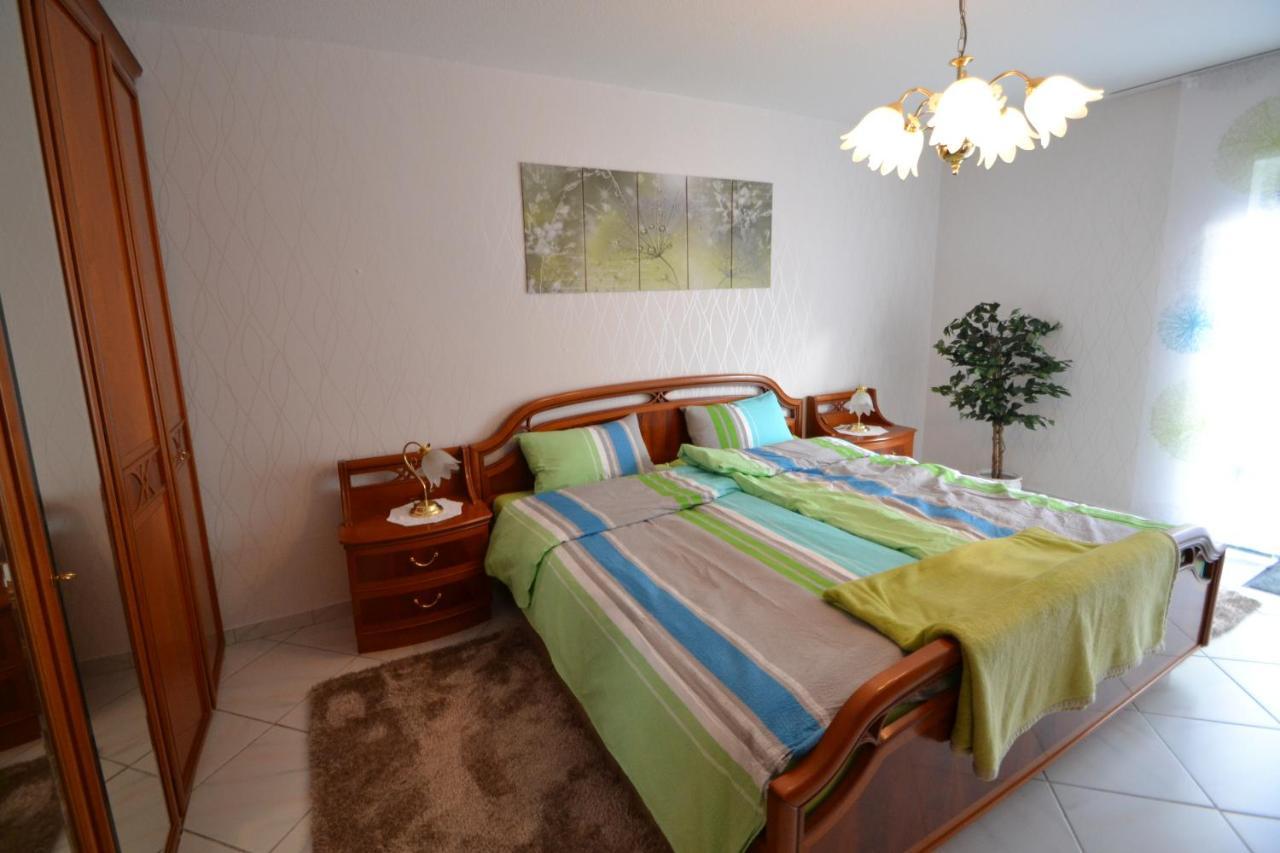 Zauber Der Pfalz Romerberg Bagian luar foto